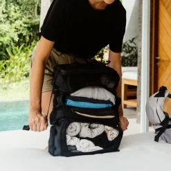 Mochila Shell + Armario Tropicfeel